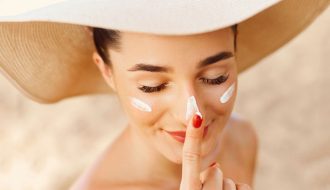 Getting a Glowing Skin with Skin Care Products